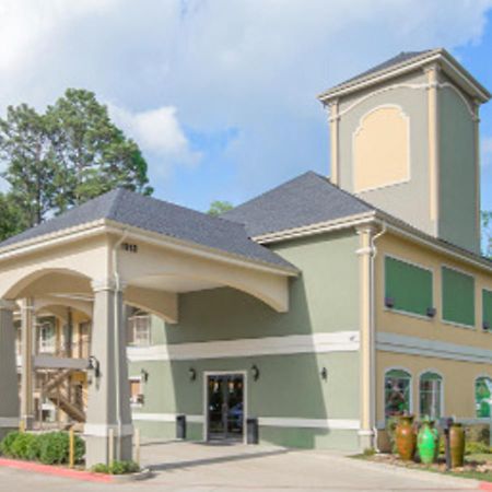 Super 8 By Wyndham Mansfield La Hotell Exteriör bild